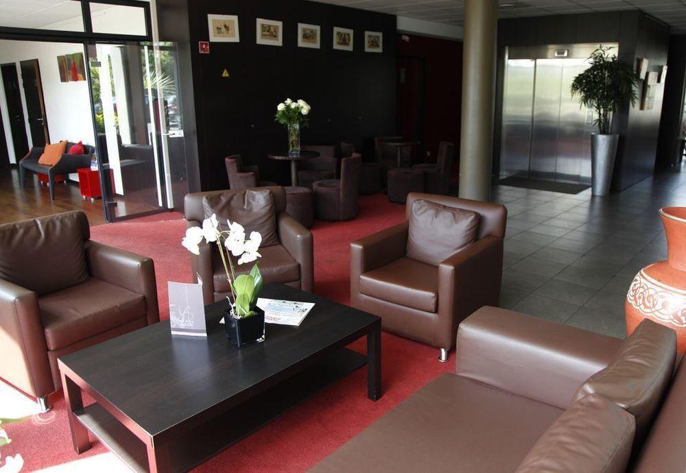 Brit Hotel Du Stade Rennes Ouest ภายนอก รูปภาพ